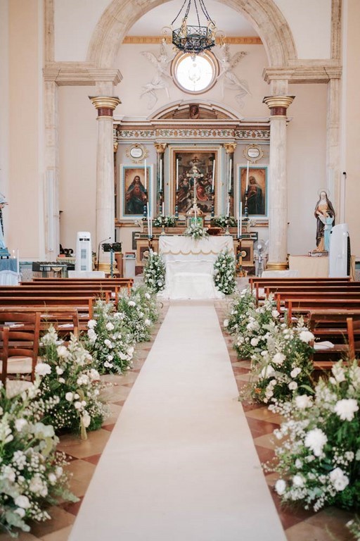 destination-wedding-planner-italy-church-ceremony-1