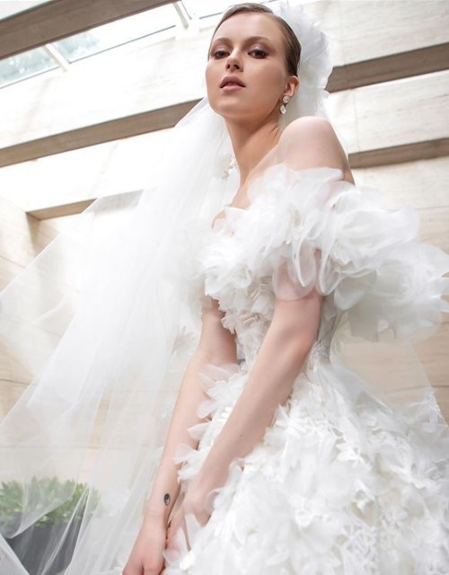 vestiti-da-sposa-2022-wedding-dresses